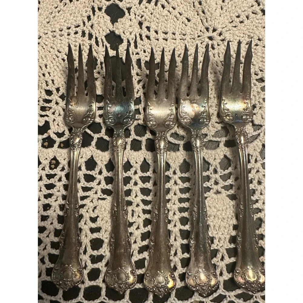 Vintage Roger's Fork, set of 5. Silver Plated